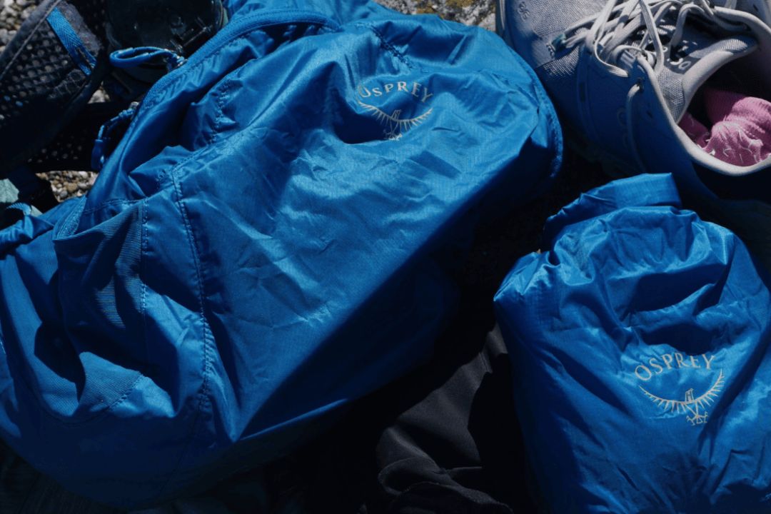 Osprey Drybag am Strand
