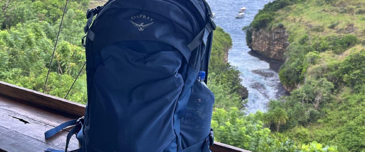 Osprey Nebula 32 Review: A Digital Nomad's Backpack Across Java, Bali, and Nusa Penida